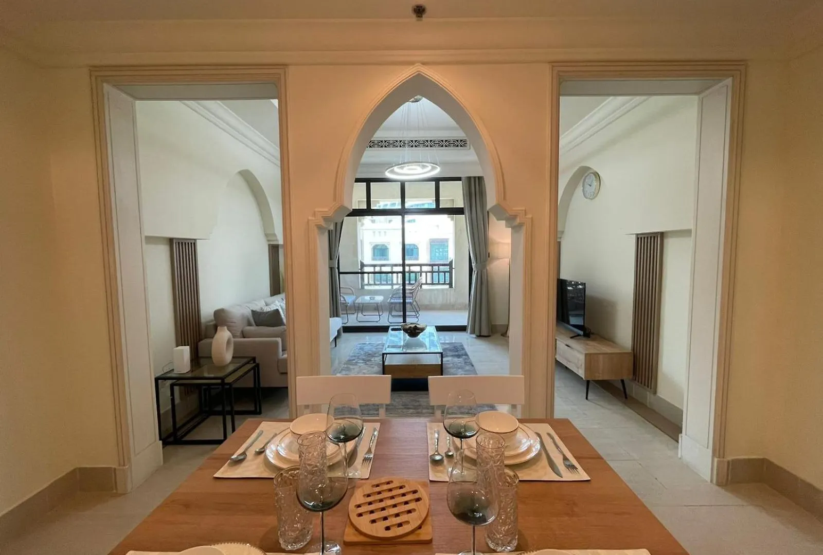 Al Tajer Residence, Oldtown - 1Br Apartment - Allsopp & Allsopp Dubai 0*,