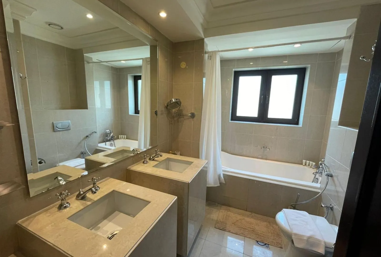 Al Tajer Residence, Oldtown - 1Br Apartment - Allsopp & Allsopp Dubai United Arab Emirates