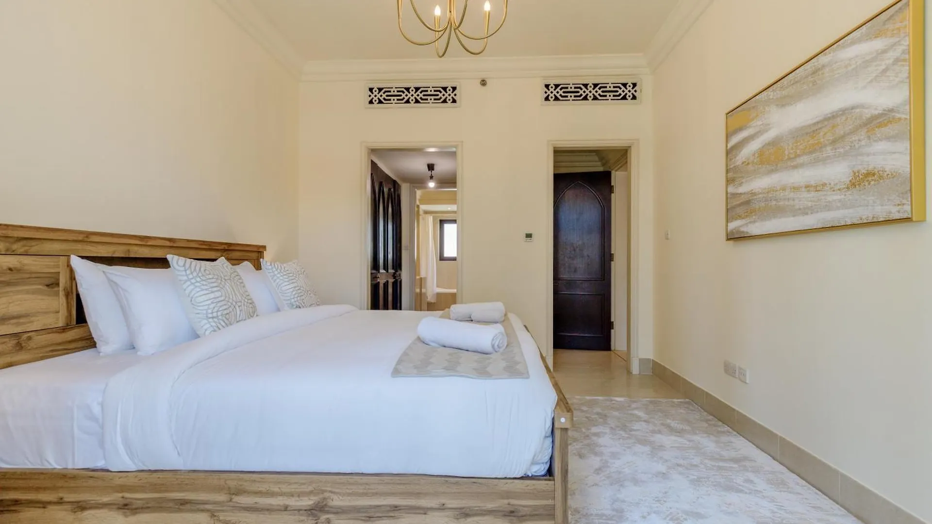 Al Tajer Residence, Oldtown - 1Br Apartment - Allsopp & Allsopp Dubai