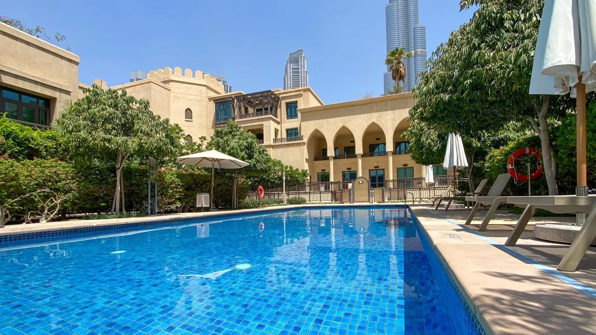 Al Tajer Residence, Oldtown - 1Br Apartment - Allsopp & Allsopp Dubai 0*,  United Arab Emirates
