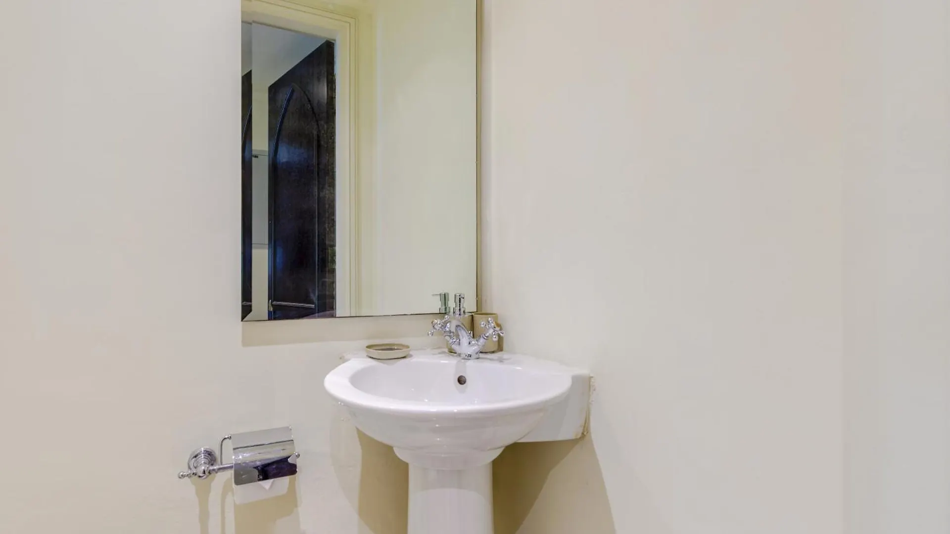 Al Tajer Residence, Oldtown - 1Br Apartment - Allsopp & Allsopp Dubai United Arab Emirates