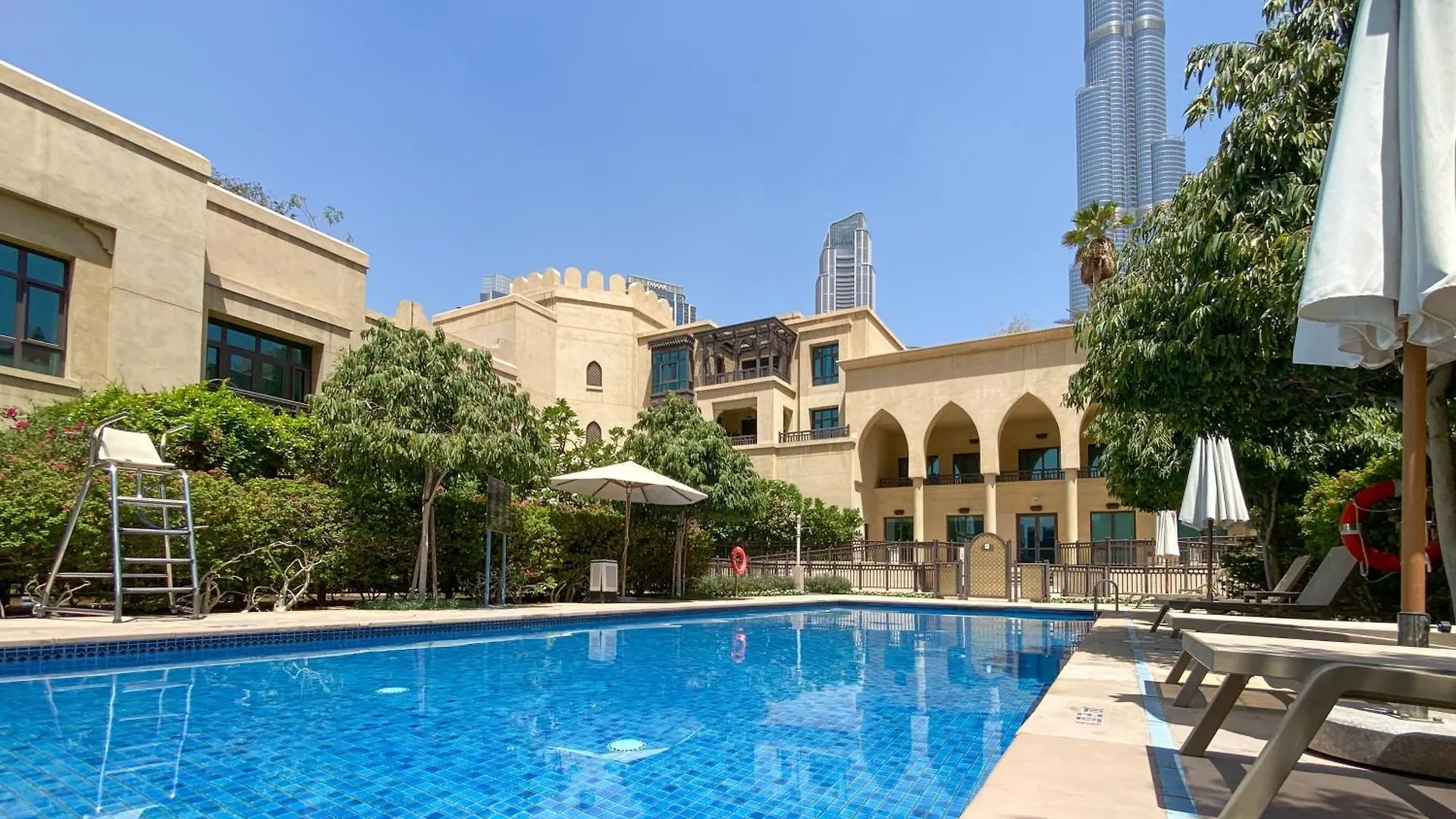Al Tajer Residence, Oldtown - 1Br Apartment - Allsopp & Allsopp Dubai 0*,  United Arab Emirates
