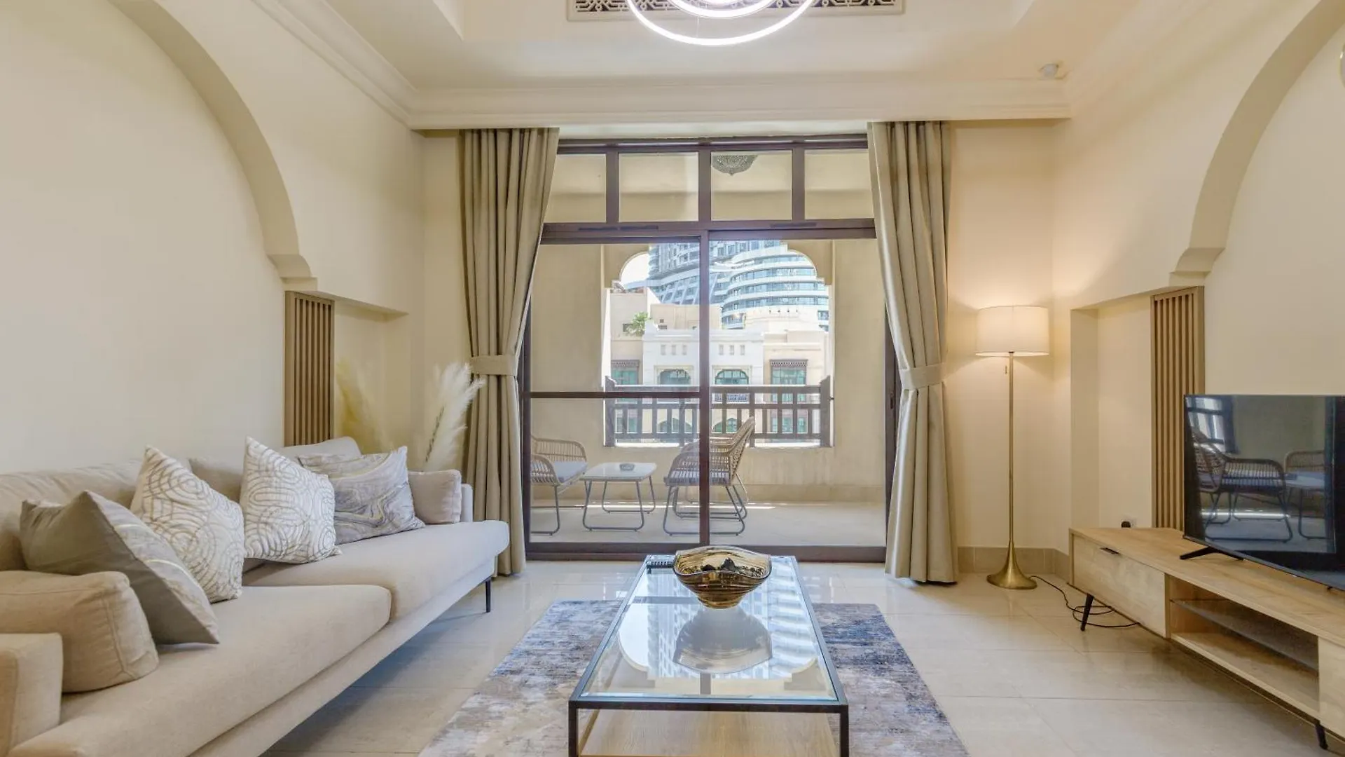 Al Tajer Residence, Oldtown - 1Br Apartment - Allsopp & Allsopp Dubaj