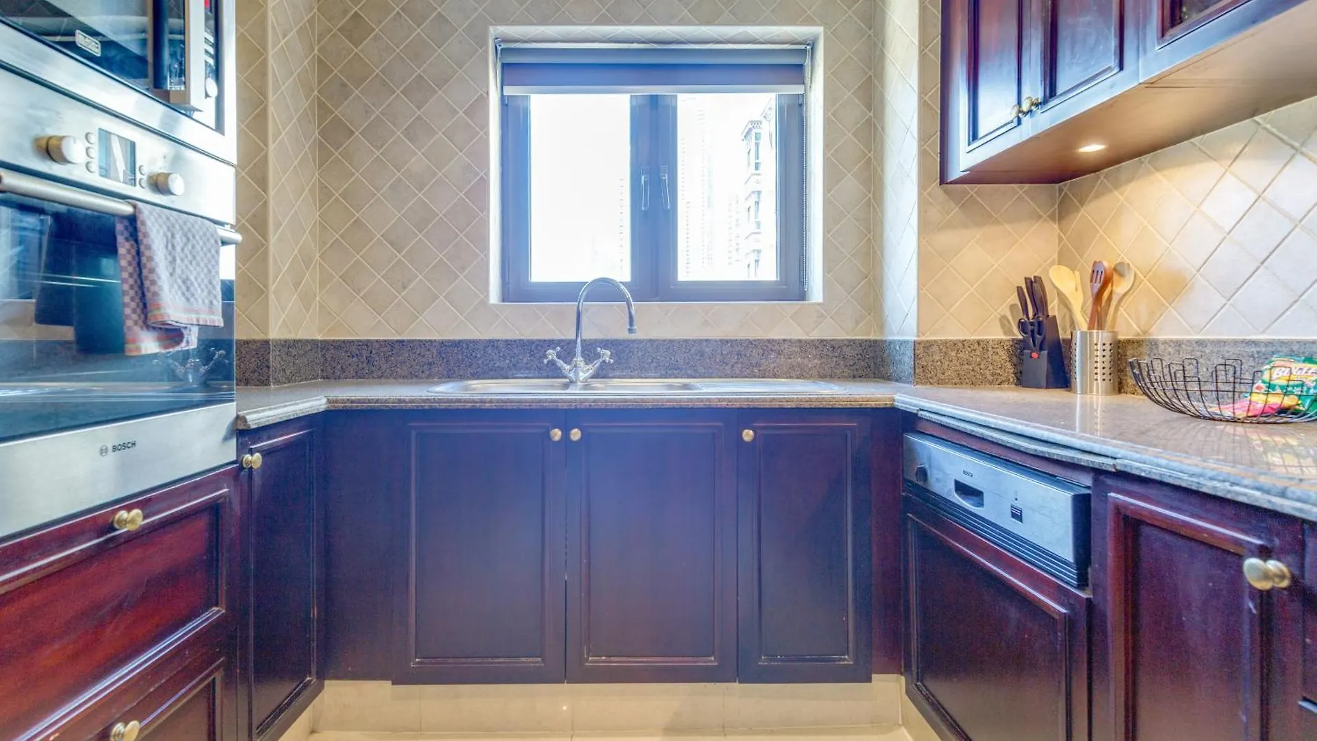 Al Tajer Residence, Oldtown - 1Br Apartment - Allsopp & Allsopp Dubai